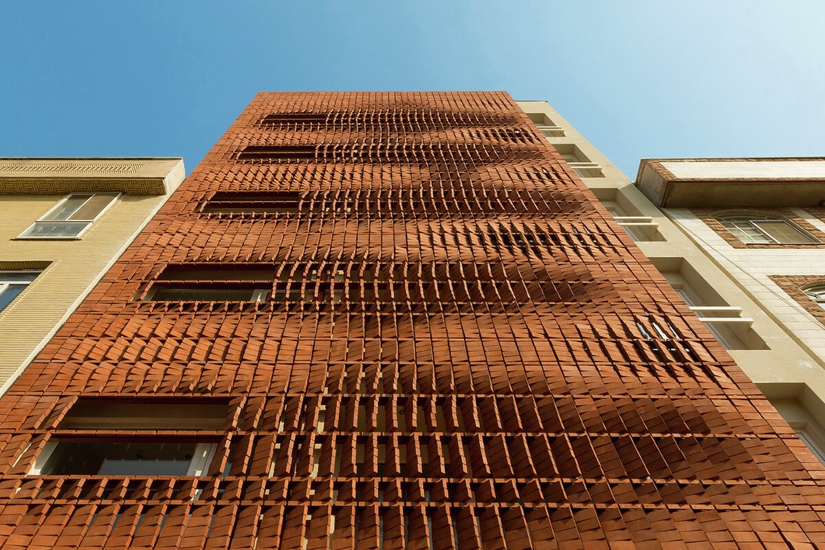 อิฐทั่วโลก : Cloaked in Bricks | Apartments in IRAN