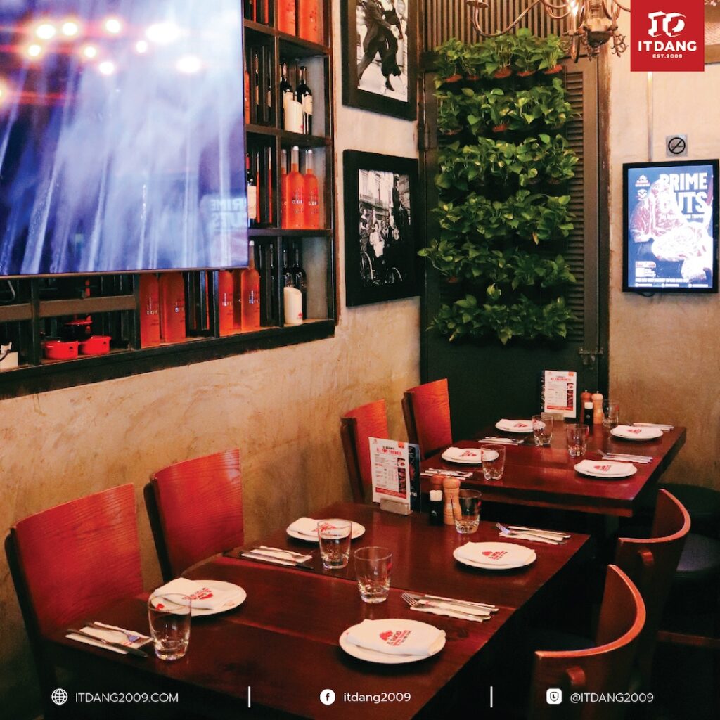 อิฐแดงตันมือ