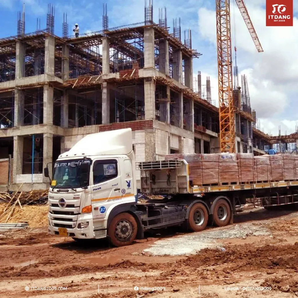 ภาพการจัดส่งอิฐแดงมอก.