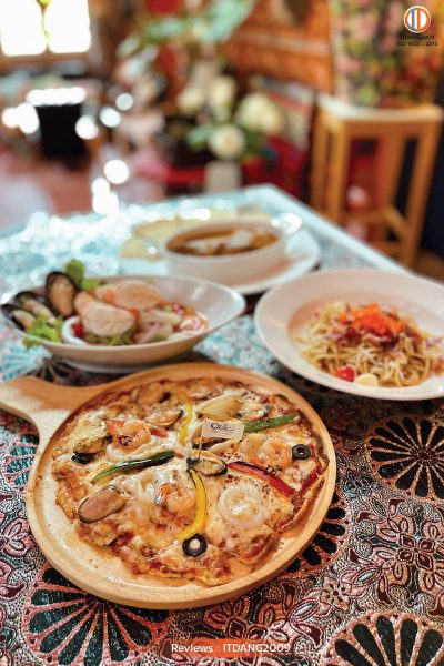 oic-keto-cafe-อิฐแดงช่องลม-4