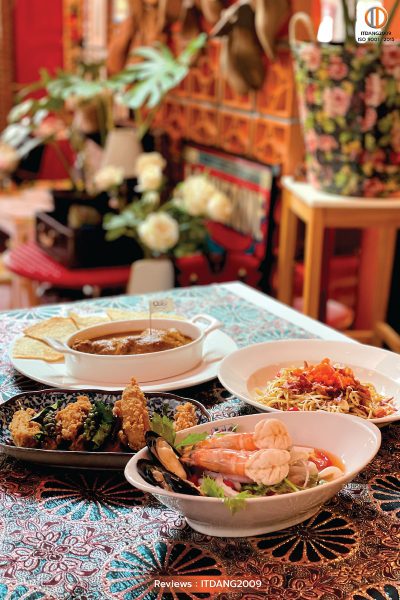 oic-keto-cafe-อิฐแดงช่องลม-5