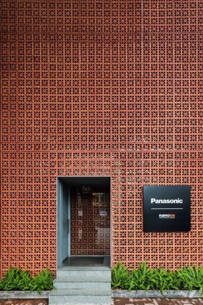 อิฐแดงช่องลม ลดความรุนแรงของพายุ